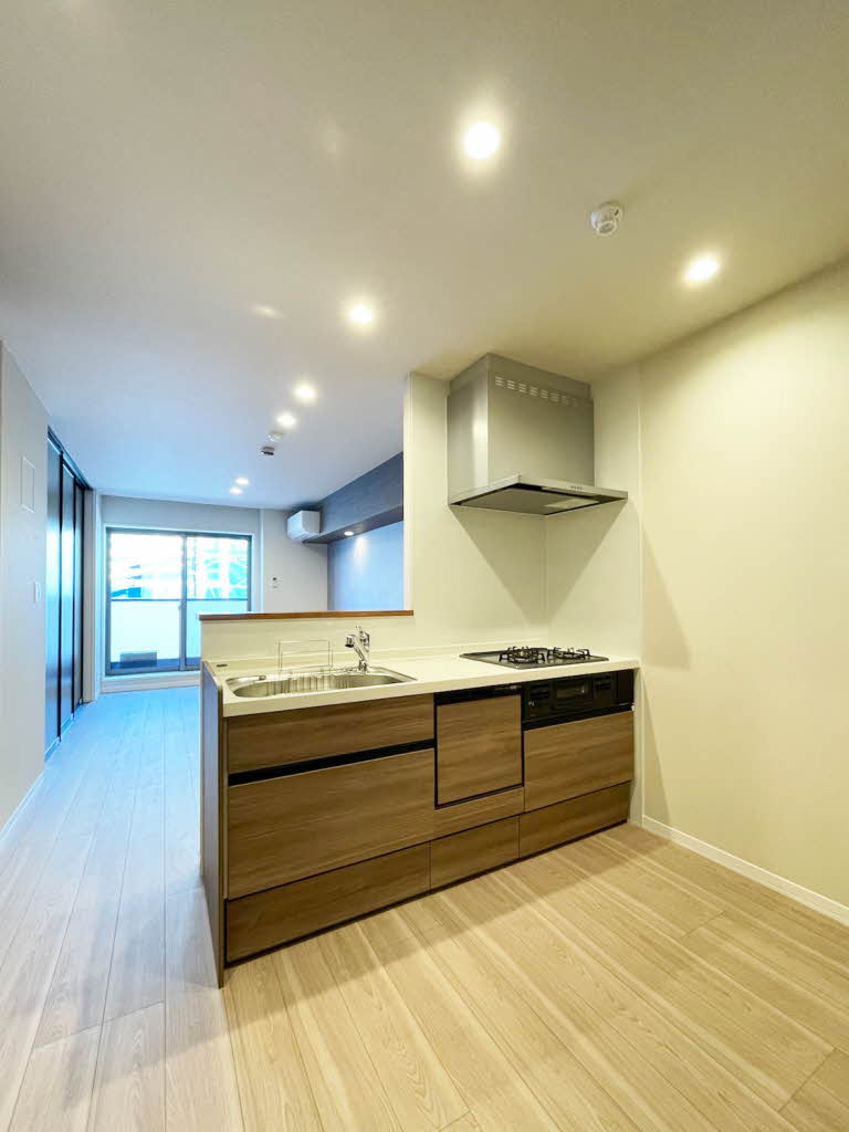 ヴァレンズ・クレシェレ 303号-6