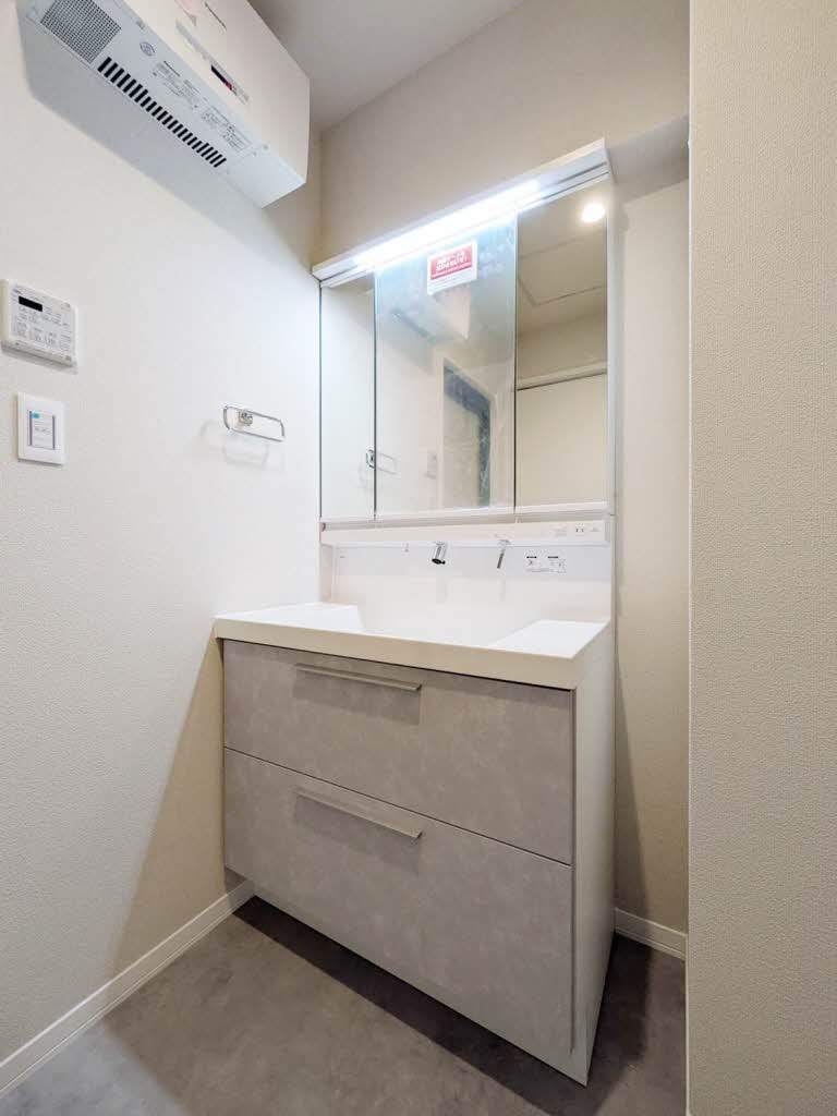 ヴァレンズ・フロレ 102号-8