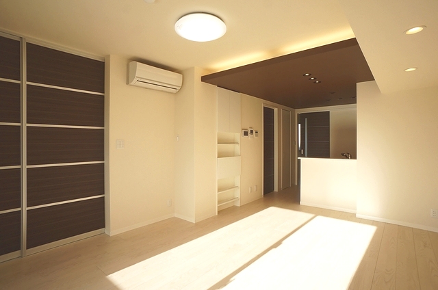 マストライフ幕張 301号-2