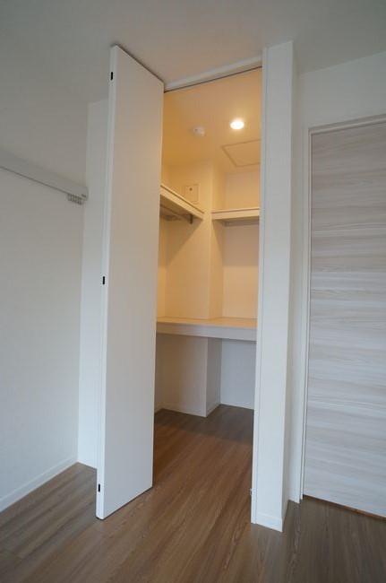 エターナリー 308号-4