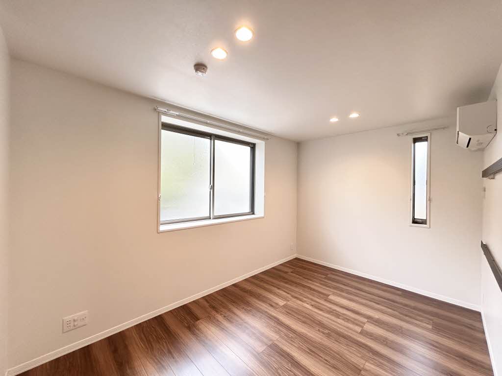 プレミアス幕張本郷 101号-6