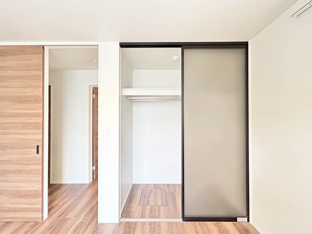 プレミアス幕張本郷 105号-7