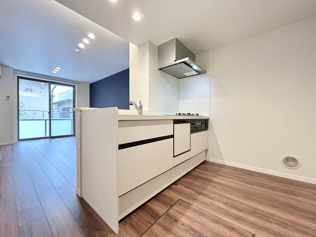 プレミアス幕張本郷 205号-4