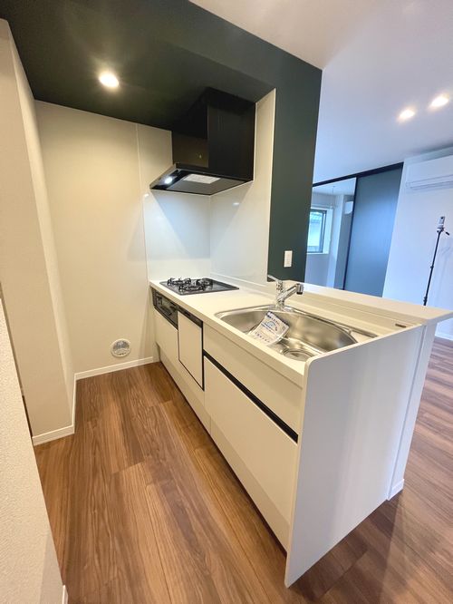 シャーメゾン小仲台 303号-4