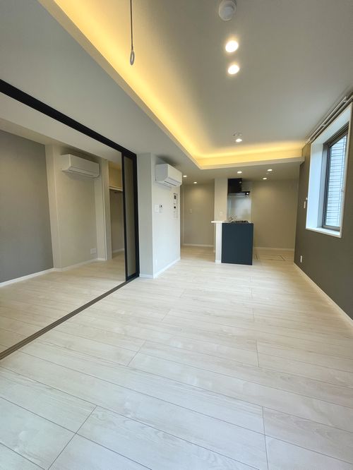 シャーメゾン小仲台 402号-3