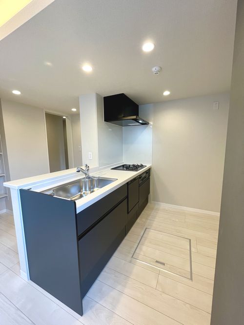 シャーメゾン小仲台 402号-4