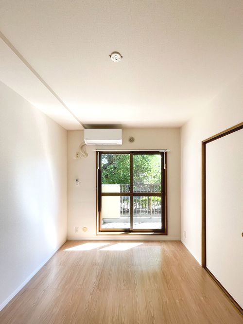 ロイヤルグランデ宮野木台 101号-4