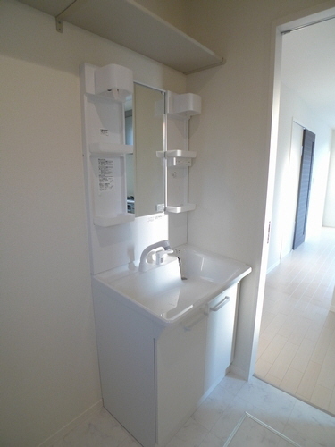 ビラ新川田 102号-6