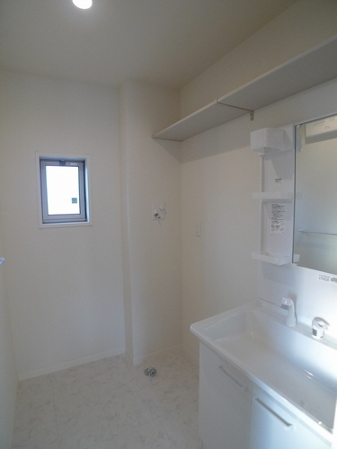 ビラ新川田 102号-7