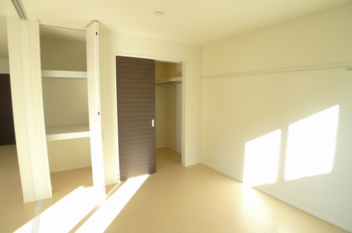 ロイヤルガーデンⅧ 102号-7