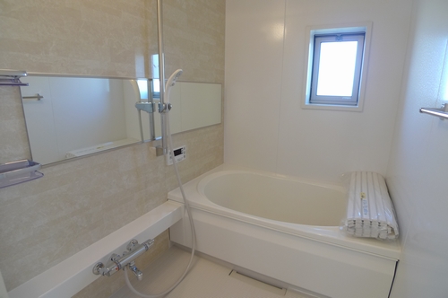 ロイヤルガーデンⅧ 201号-8