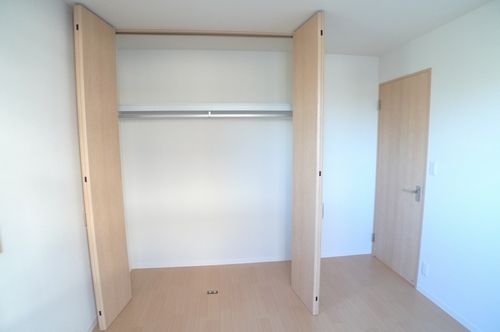 ロイヤルガーデンⅨ 101号-8