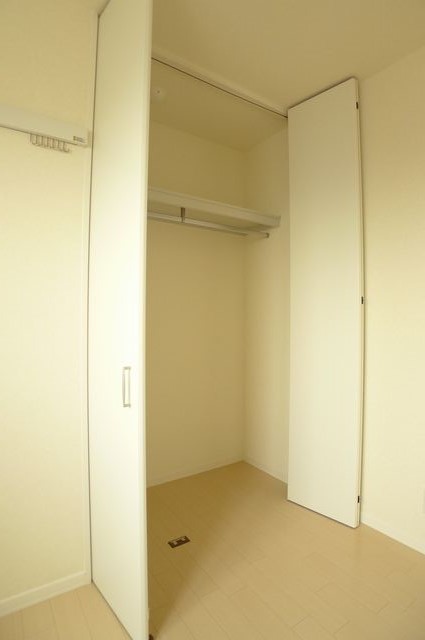 ラ・ルーチェ 301号-6