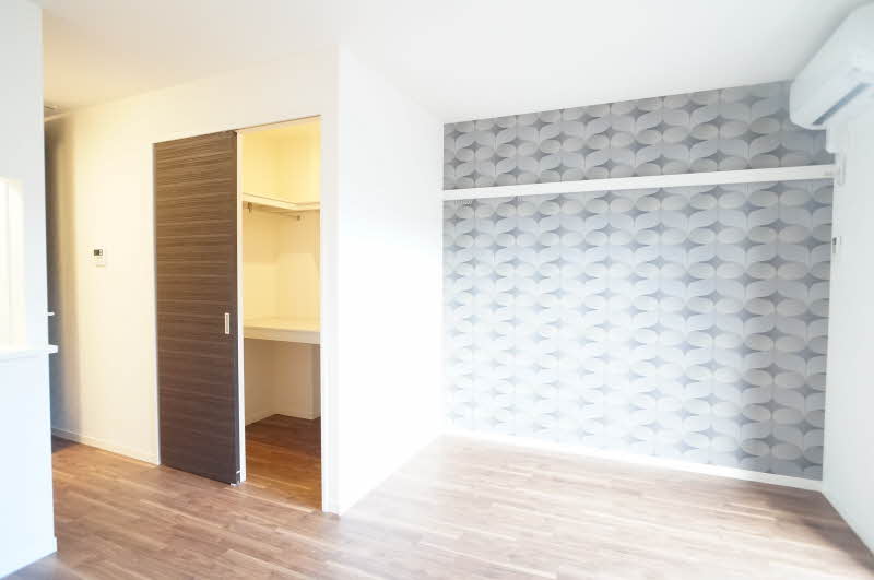 Ｔｒａｐｅｚｉｏ 202号-3