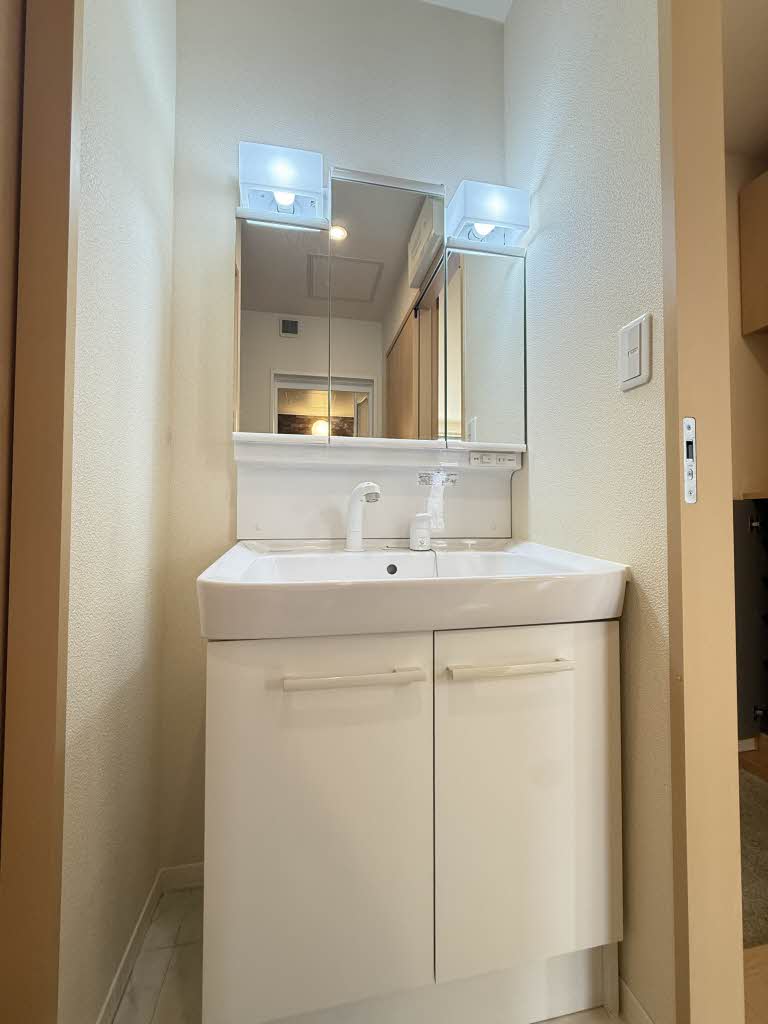 シェルメゾン 201号-9