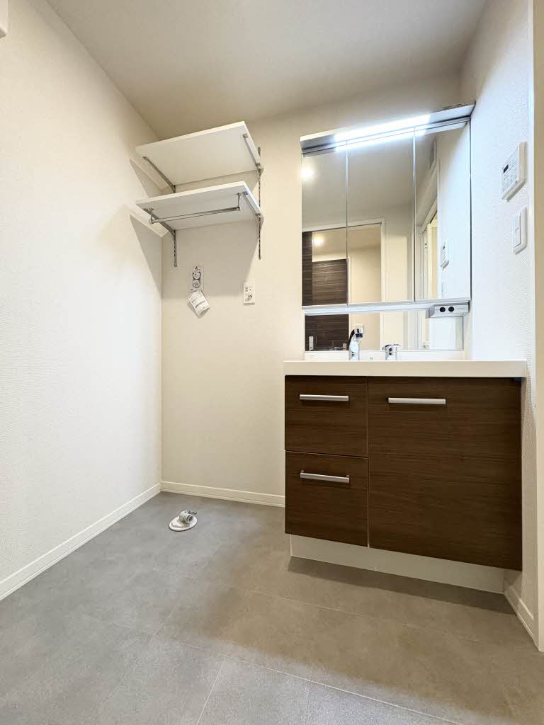 フェアリード更級 202号-8