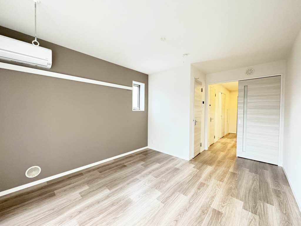 AJ Residence 106号-2