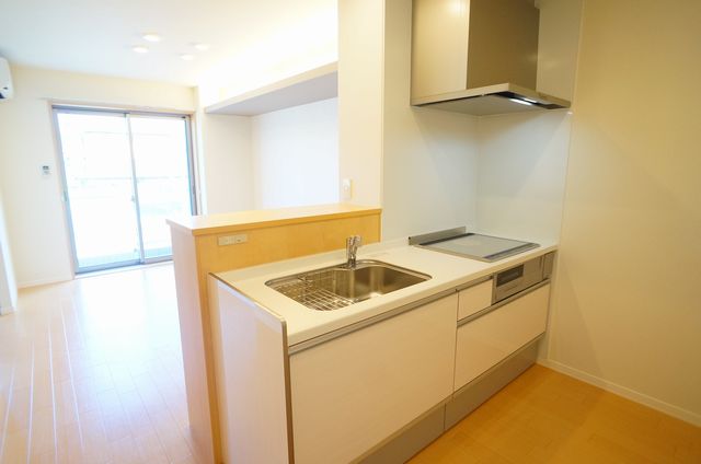 ガーデンテラス袖ヶ浦 102号-2