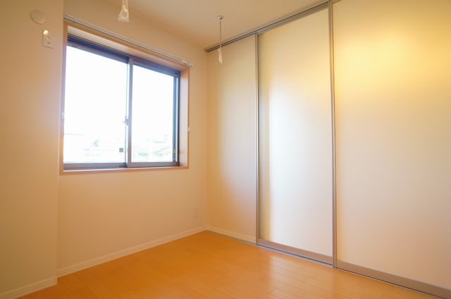 ガーデンテラス袖ヶ浦 102号-5