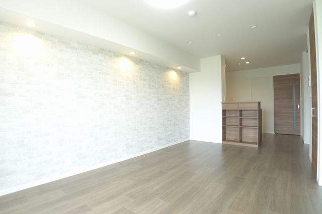 アベニール 101号-2