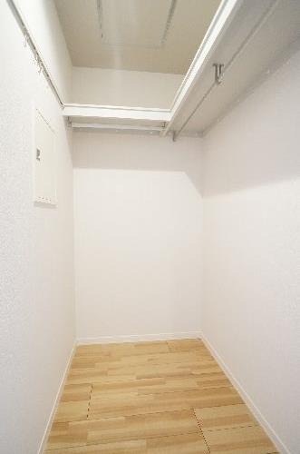 エイトリリー 201号-4