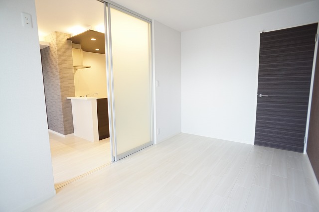 パレス ココ 301号-5