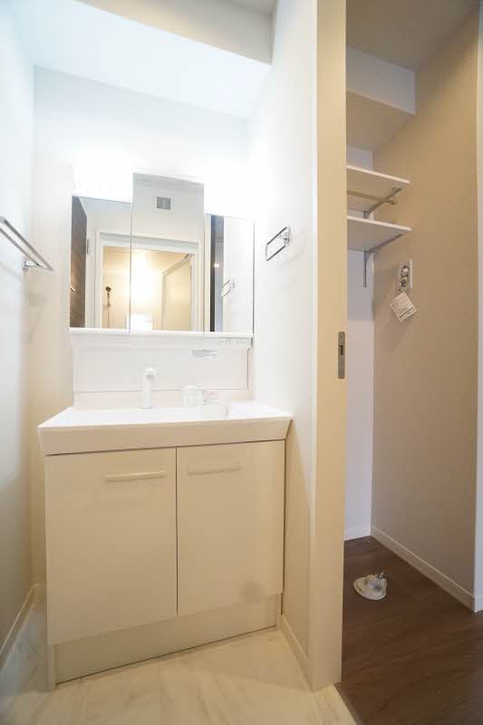 ウエスト　ドミール 302号-8