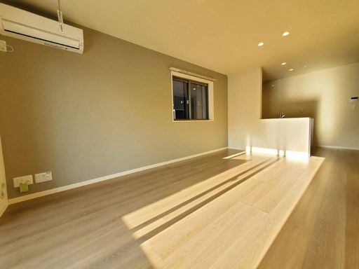 ブルームステージ蘇我 101号-2