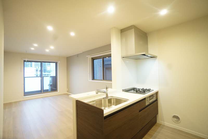 ブルームステージ蘇我 201号-2