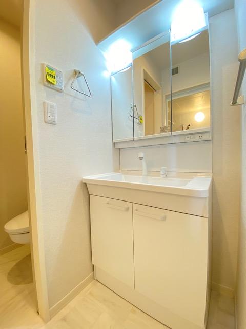 Ａｖｅｎｉｒ 207号-7
