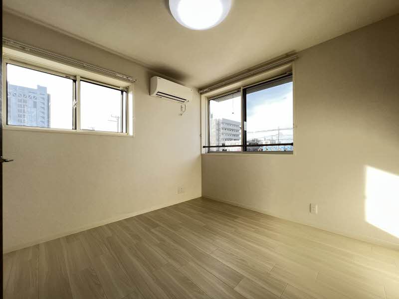 アリューレ 301号-6