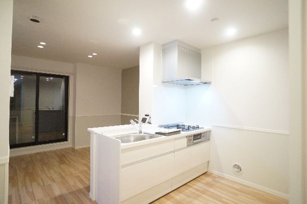 フロントマーレ 201号-2