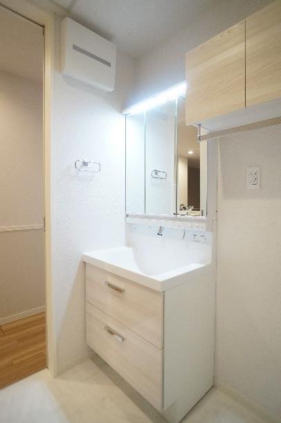 フロントマーレ 201号-8