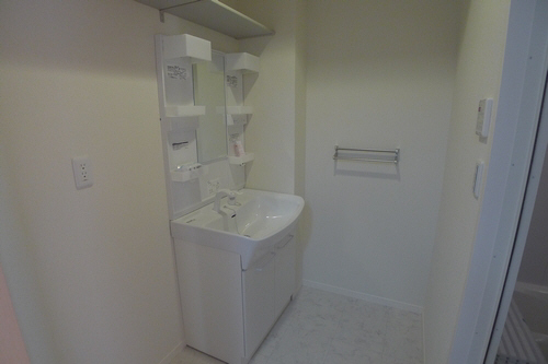 サリサ．ｅ 202号-7