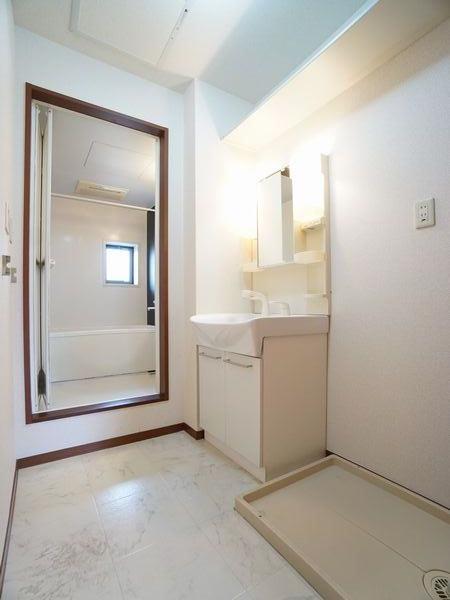 ロックヒルズ参番館 202号-9