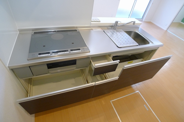 ソレイウ・ド・泉 203号-8