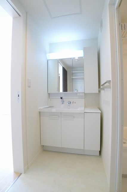 Ｊ．Ｄ．Ｓｈｉｎｅａｌｌ 202号-8