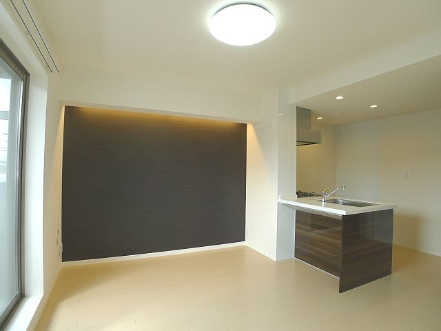 ヴェルミオン　シェル 302号-4