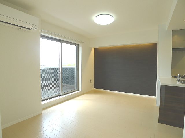 ヴェルミオン　シェル 302号-5