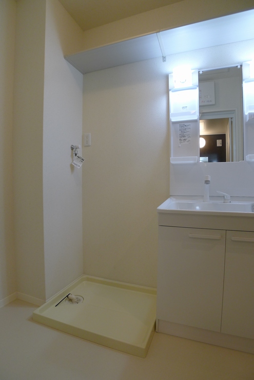 Ａｍｂａｓｓａｄｏｒ　Ｒｅｓｉｄｅｎｃｅ 102号-10