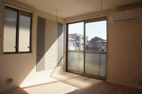 プレシオン南流山 202号-3