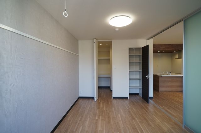 エル　コリーヌ 205号-4