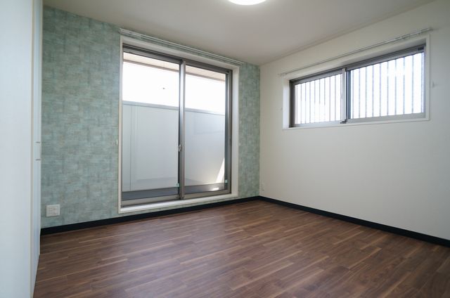 エル　コリーヌ 302号-4