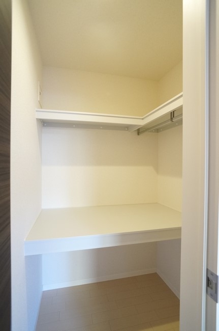 プレミアス明原 201号-5