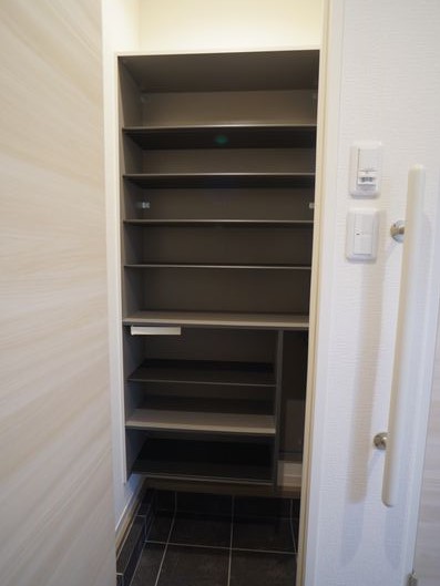 リヴェック東松戸 102号-11