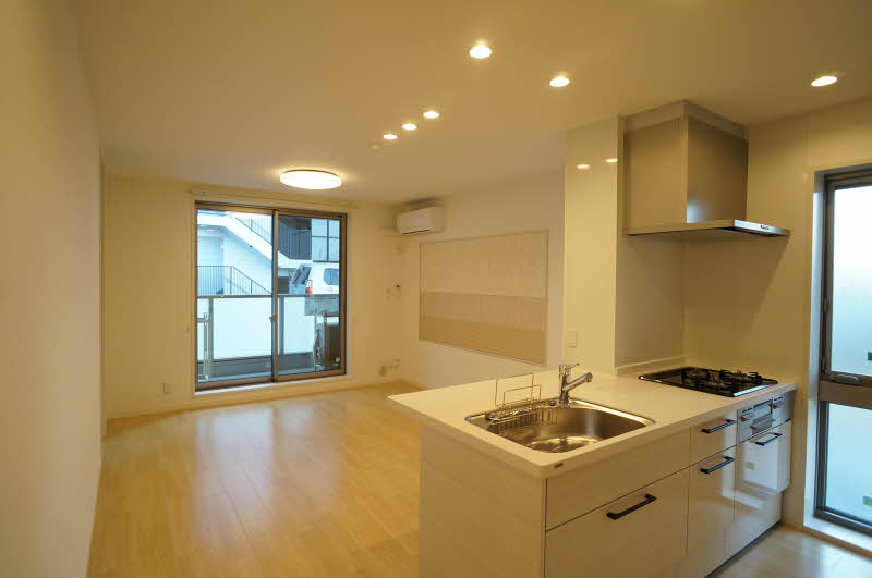 エレガンテ マノワール 201号-2