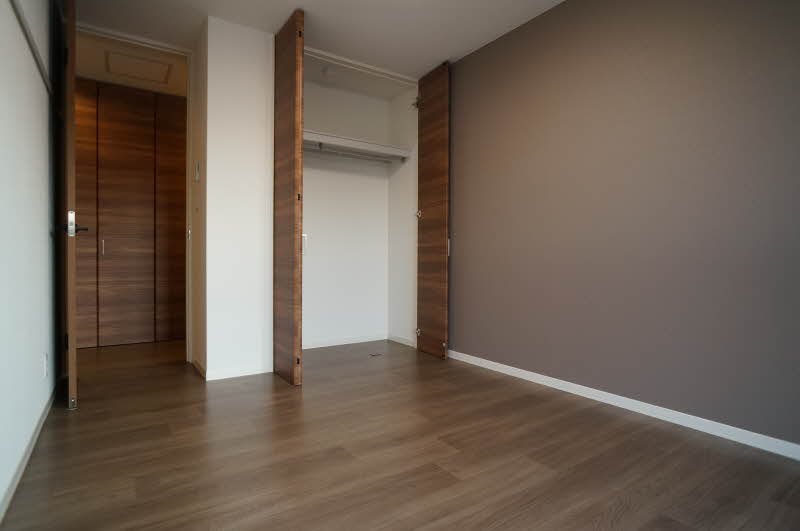 エレガンテ　マノワール 301号-8