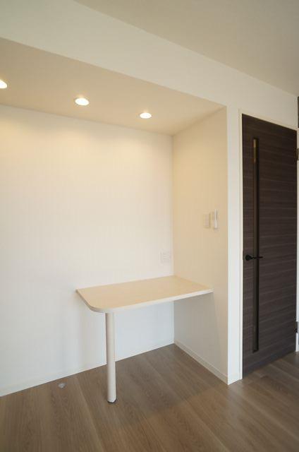 セルボヌール 205号-5