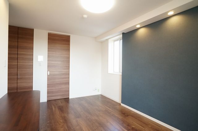 セルボヌール 303号-5