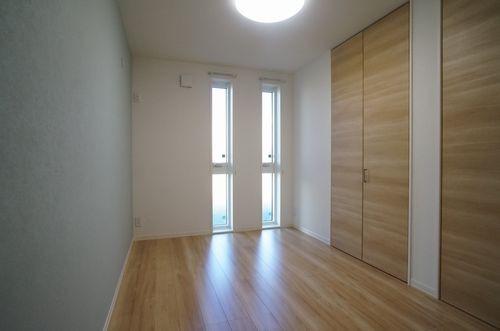 Ｊ．Ｄ．Ｌｕｍｉｎｅａｒｔｈ 102号-5